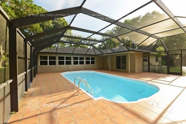 Building Photo - 5100 Summerwood Ct