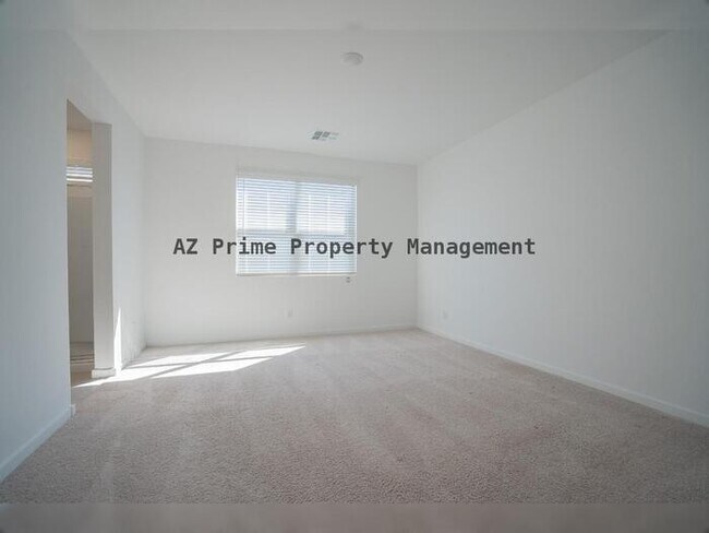 Building Photo - 17317 W Running Deer Trl