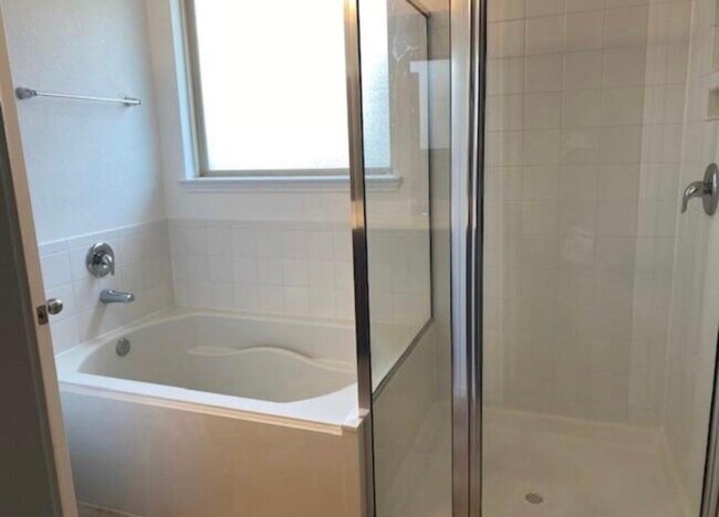 Building Photo - 22115 Dove Valley Ln