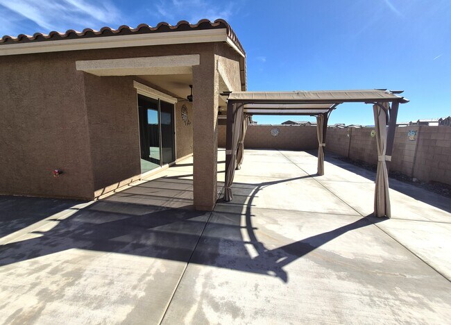 Building Photo - 7742 S Long Pond Walk Way