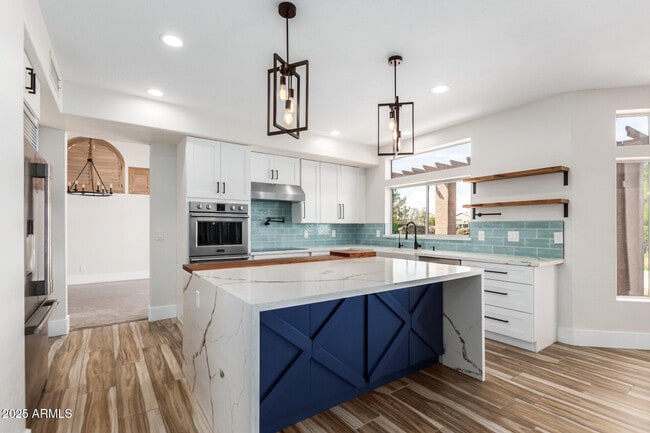 Building Photo - 1874 W San Angelo St