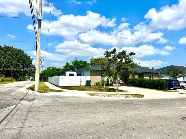 Building Photo - 2075 NW 75th St