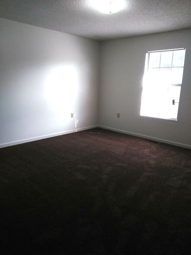 Building Photo - Antioch Landing