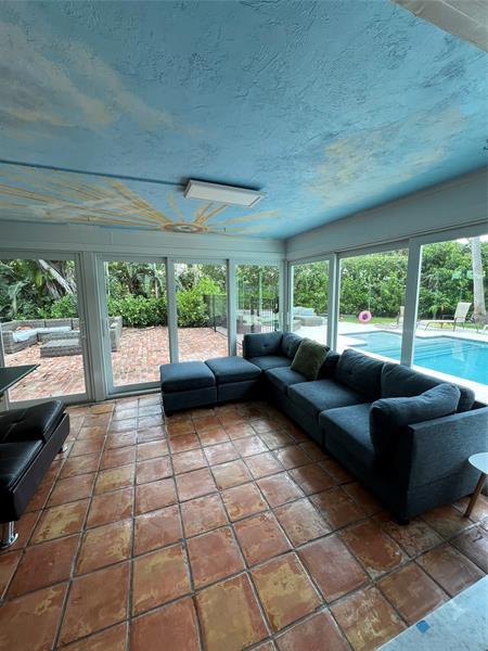 Building Photo - 4620 NE 25th Ave