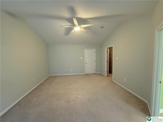 Building Photo - 4539 Jasmine Dr