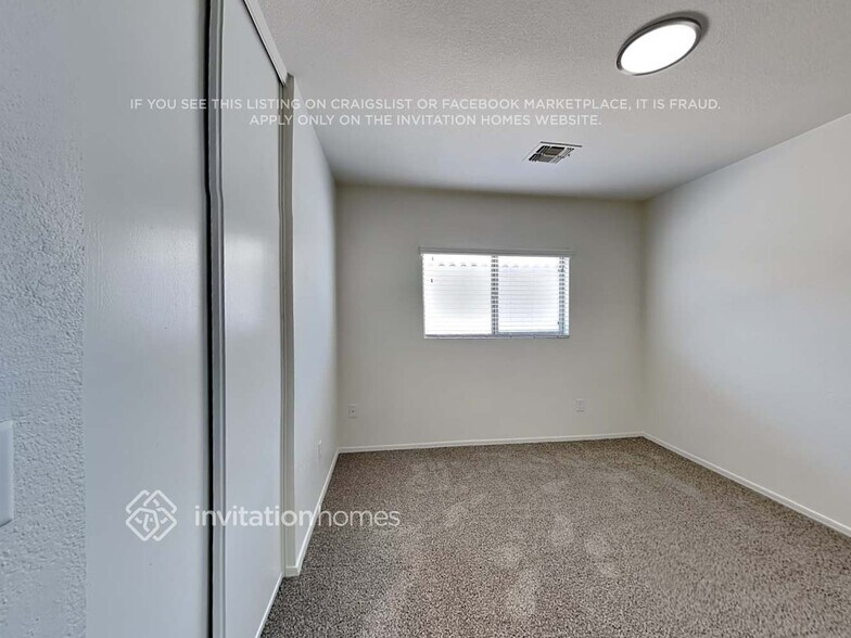 Building Photo - 2813 W Hayden Peak Dr