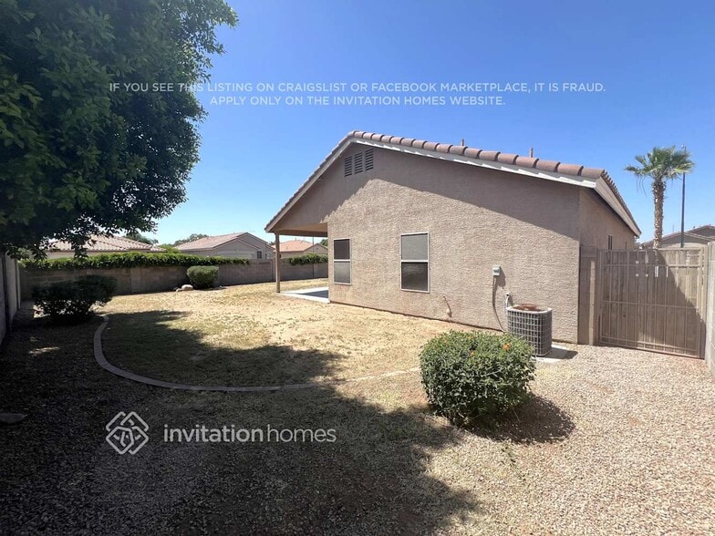 Building Photo - 8107 E Osage Ave