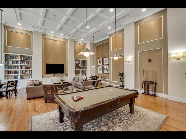 Building Photo - 480 Hibiscus St