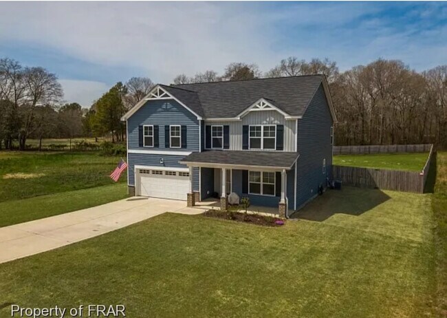 Building Photo - 220 Shepard Dr