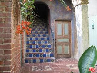 Building Photo - 1355 Laurel Ave