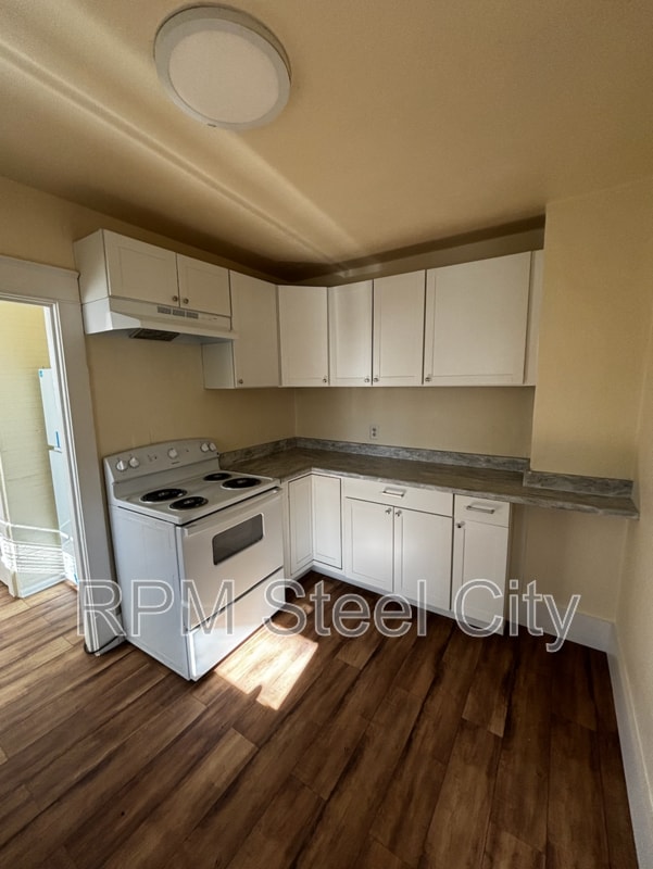 Building Photo - 1205 Carteret Ave