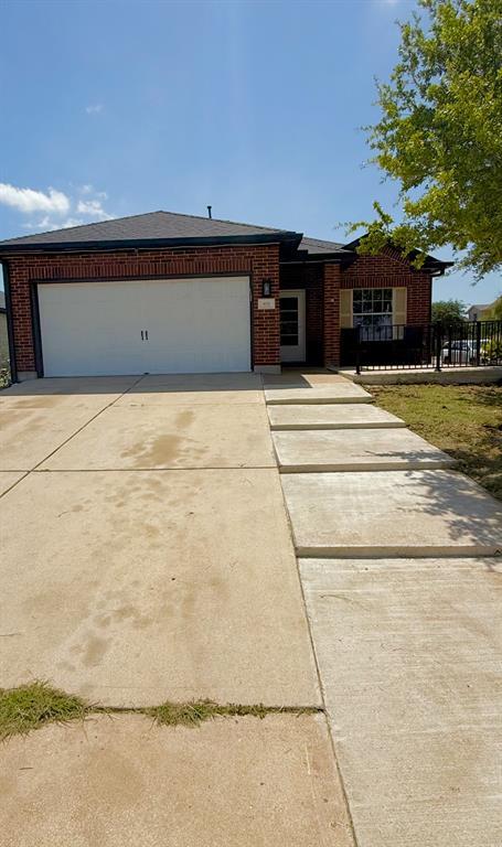 Primary Photo - 811 Estancia Way