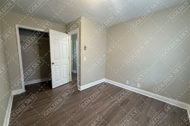 Building Photo - 203 S Keystone Cir