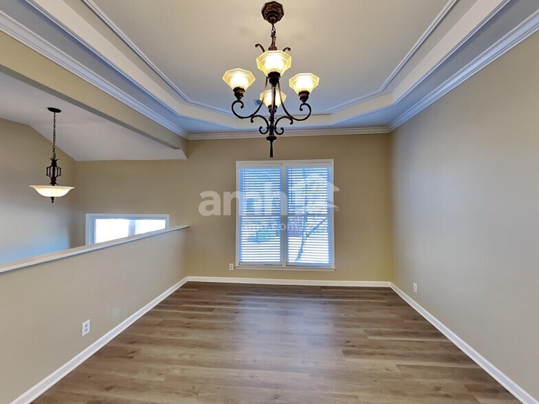 Building Photo - 720 Magnolia Trail