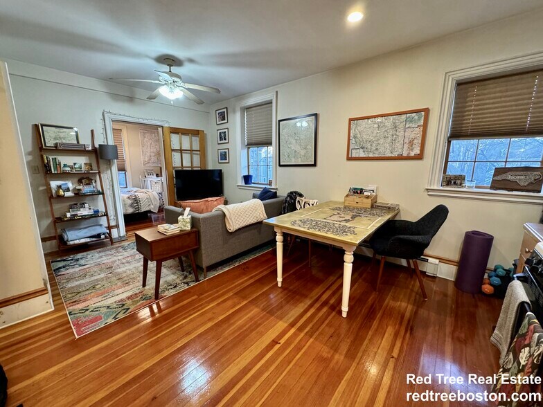 Building Photo - 24 Grovenor Rd