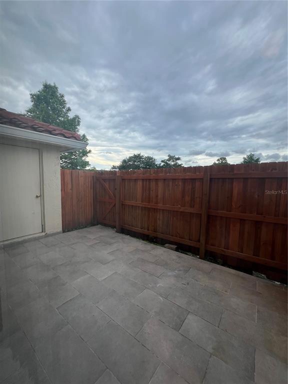 Building Photo - 6231 Yorktown Dr