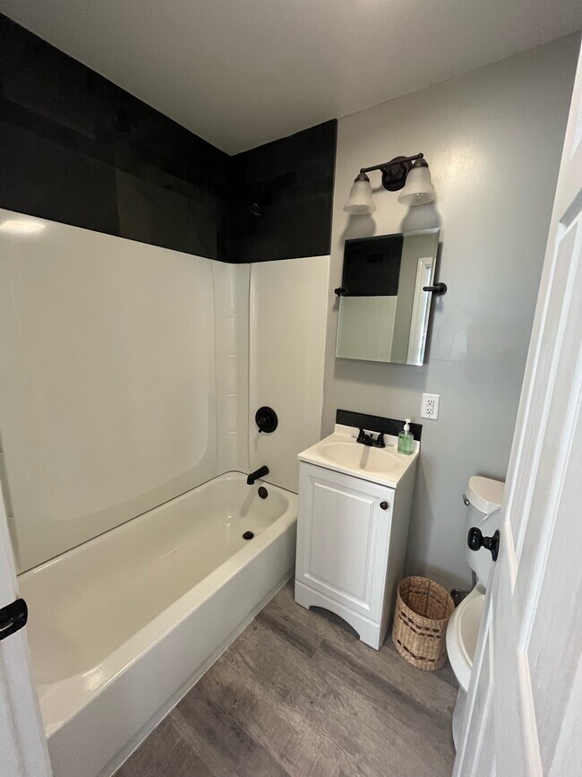 Building Photo - 2451 S 14th St