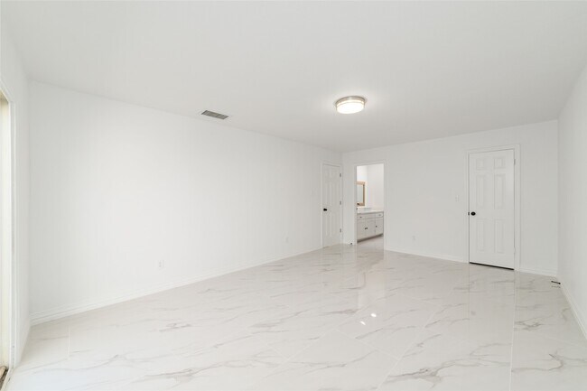 Building Photo - 2707 Ashford Trail Dr