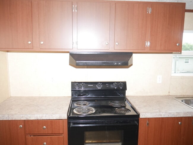 Building Photo - 315 Barricks Rd
