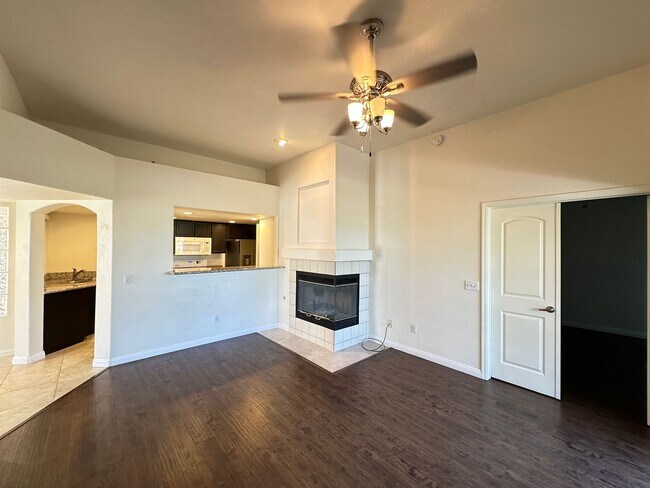 Building Photo - Finisterre Condo