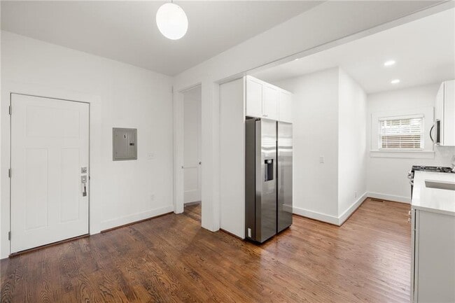 Building Photo - 255 Connecticut Ave NE