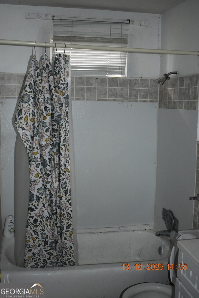 Building Photo - 803 Grosso Ave