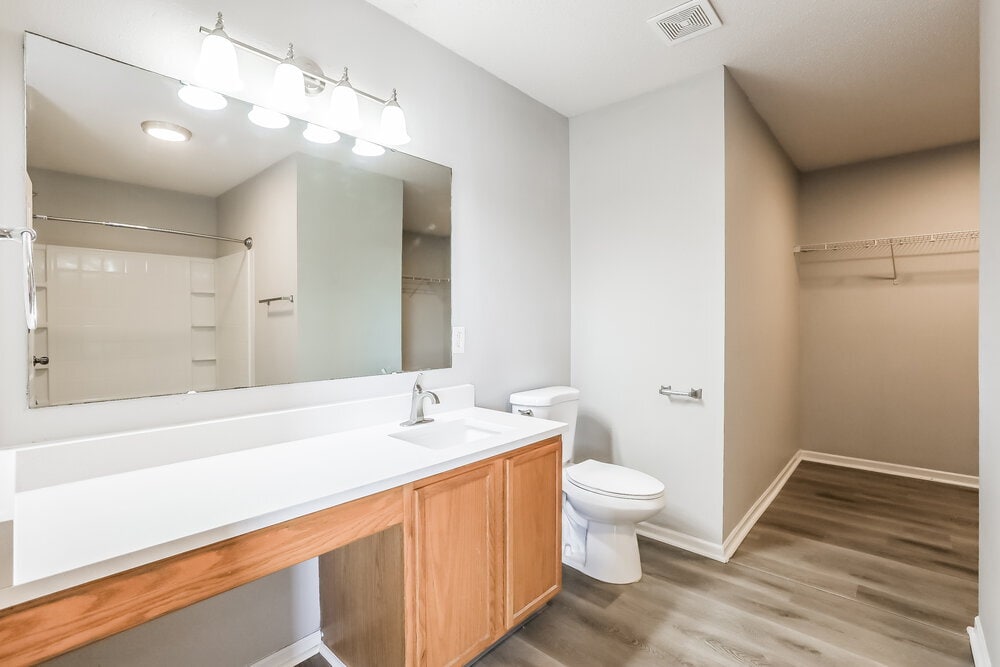 Building Photo - 8421 Ash Grove Dr