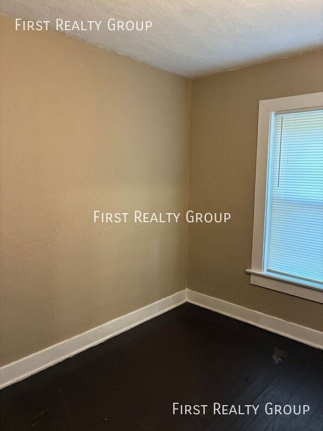 Building Photo - 1513 Wyoming St