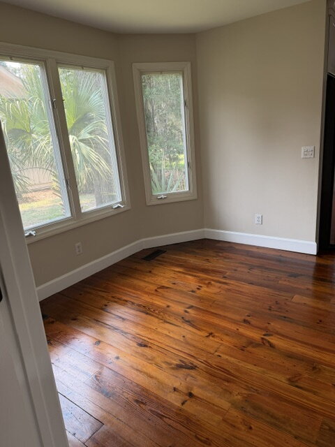 Building Photo - Amazing Four Bedroom Home Located Close to Alljoy Beach with Community Dock Access in Bluffton!