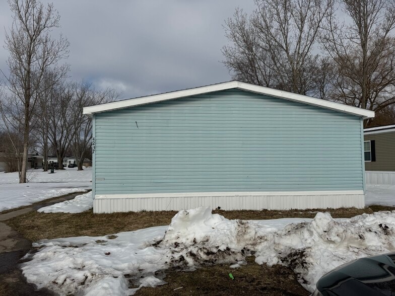 Building Photo - 4237 Daffodil Cir