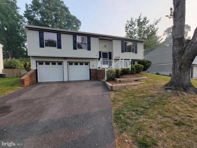 Building Photo - 7598 Springfield Hills Dr