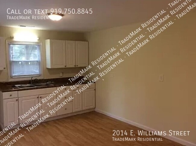 Building Photo - 2014 E Williams St
