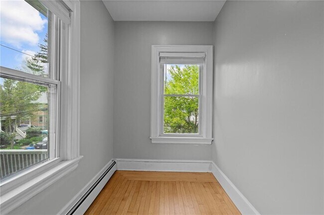 Building Photo - 17 Selkirk Rd
