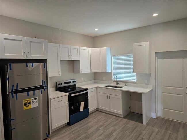 Building Photo - 29467 Peace River Shores Blvd