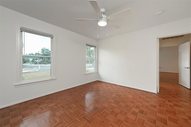 Building Photo - 2110 Westover Rd