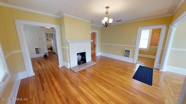 Building Photo - 2044 Forbes St