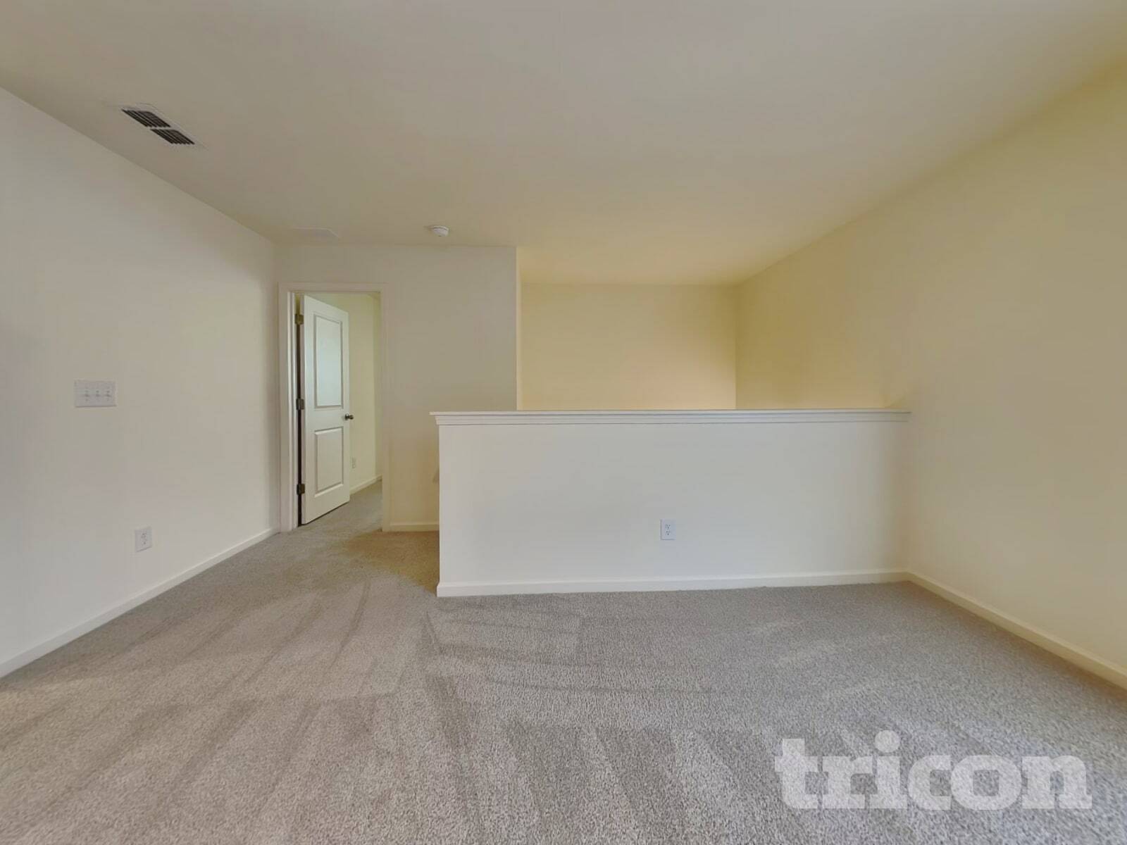 Building Photo - 179 Long Dr