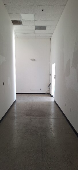 Building Photo - 8332 Sepulveda Blvd