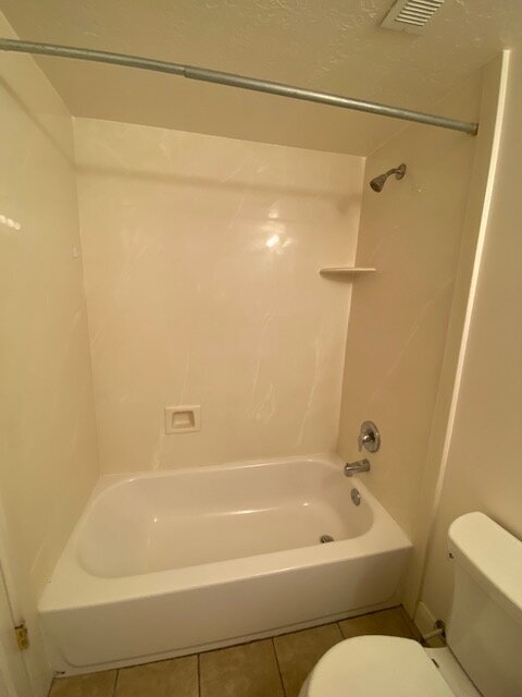 Building Photo - "Riverdale Retreat: Cozy 2-Bedroom with Modern Granite Touches!"