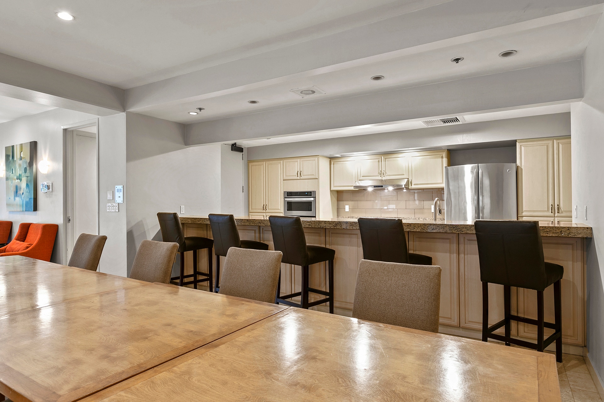 Rec Room Gourmet Kitchen - 600 W 9th St
