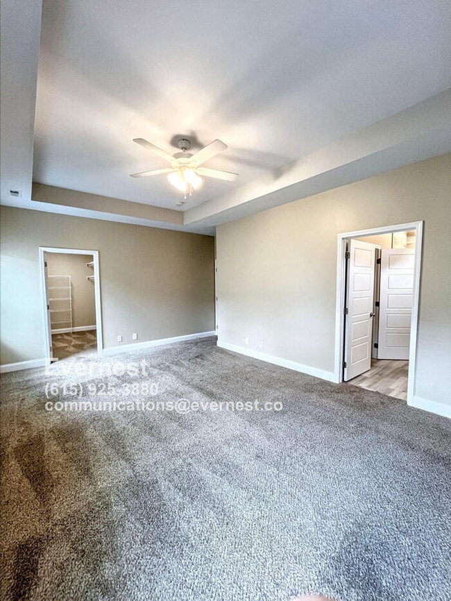 Building Photo - Spacious 4-Bedroom Home with Modern Comfor...