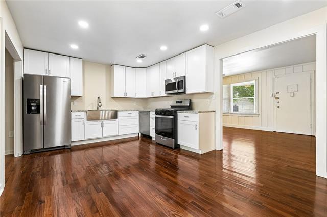 Building Photo - 438 Huntlee Dr