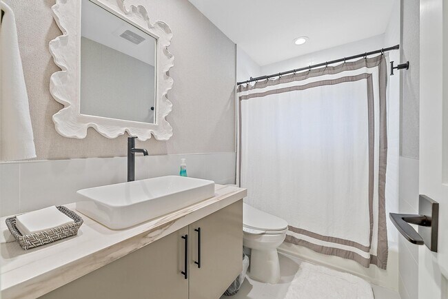 Building Photo - 2408 Bay Village Ct