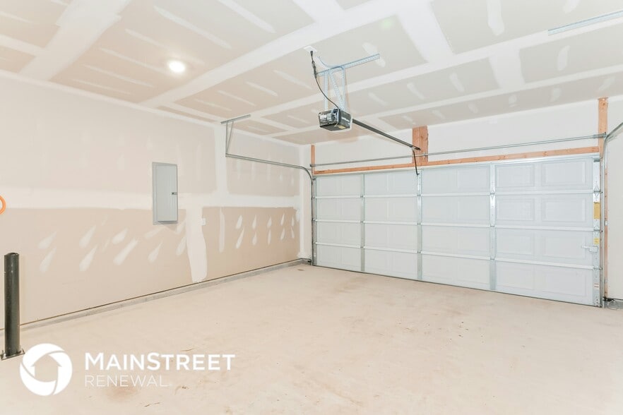 Building Photo - 6 Heritage Ct