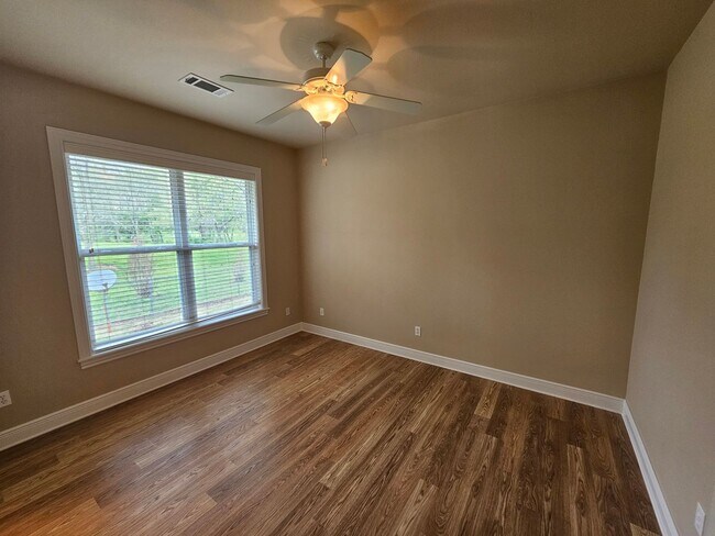 Building Photo - 4890 Trout Farm Rd