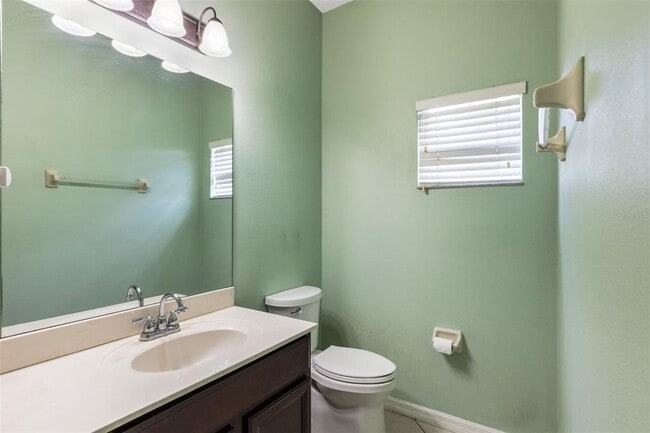 Building Photo - 1283 Travertine Terrace