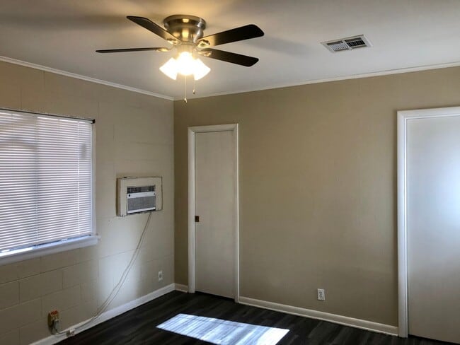 Building Photo - Burns Holdings, LLC - 3613 - 3617 (KC*)