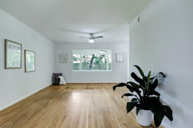 Building Photo - 4125 Woodfox St