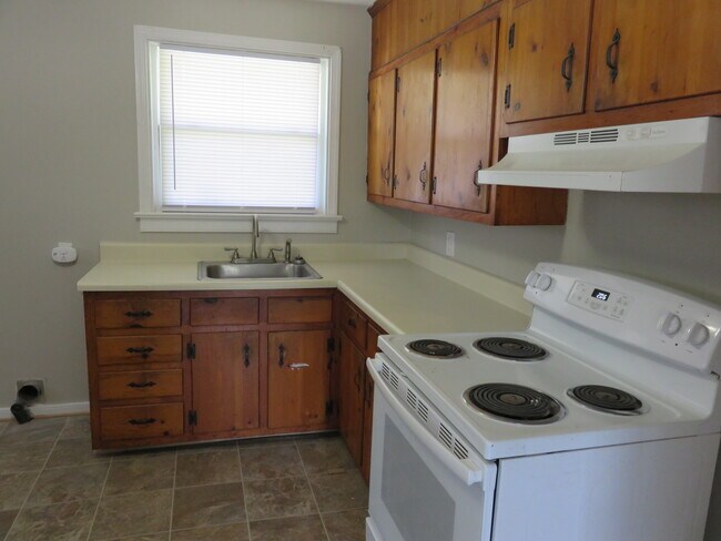 Building Photo - 4824 Belle Glade Dr