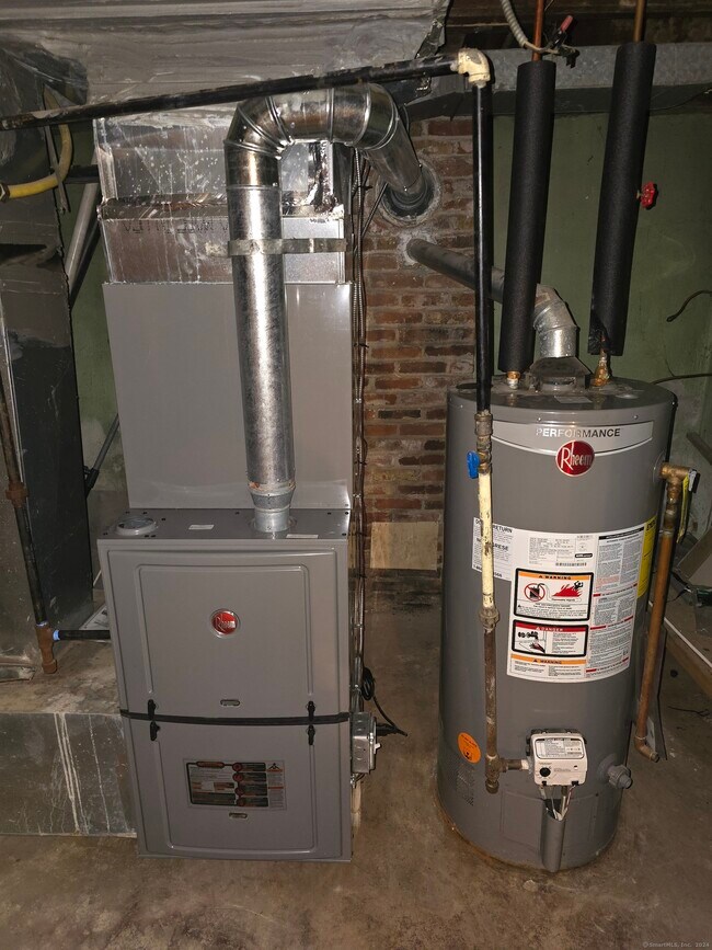 Building Photo - 47 Skitchewaug St